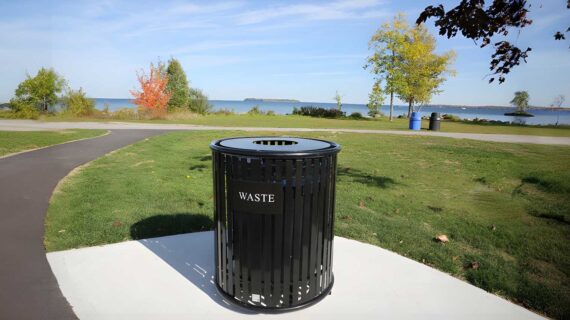 The Ultimate Guide to Choosing Commercial Garbage Containers