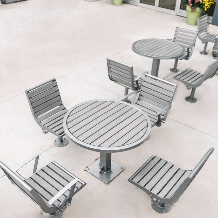 commercial outdoor picnic coffee tables are installed in the city of Hamilton