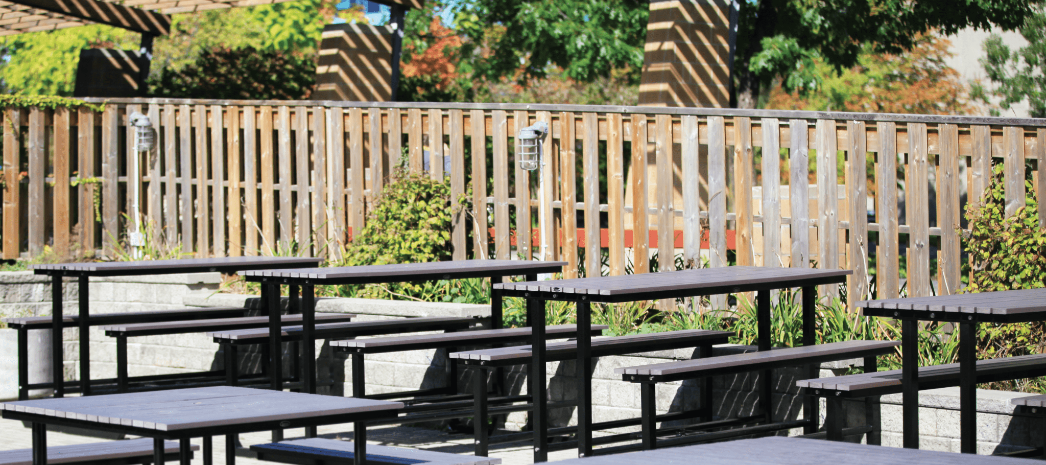 TRADITIONAL OUTDOOR PICNIC TABLES CAT-030 PICNIC TABLE