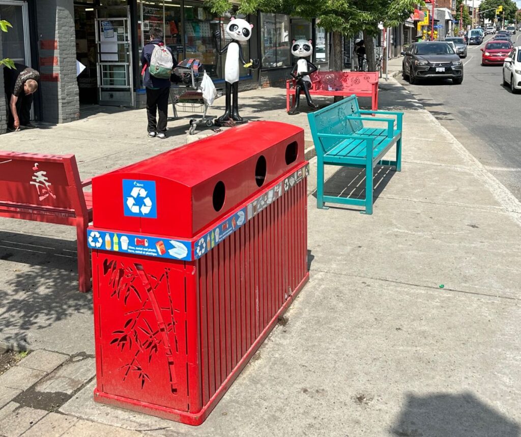 Chinatown Ottawa, ON – Recycling Bin CRC-778